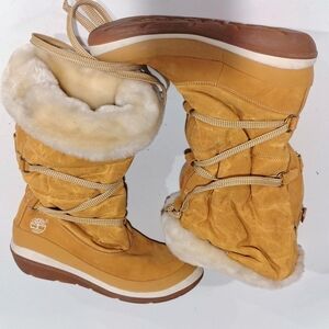 Timberland Women's Faux Fur Mustard Color Winter Boots Size 8.5/9.